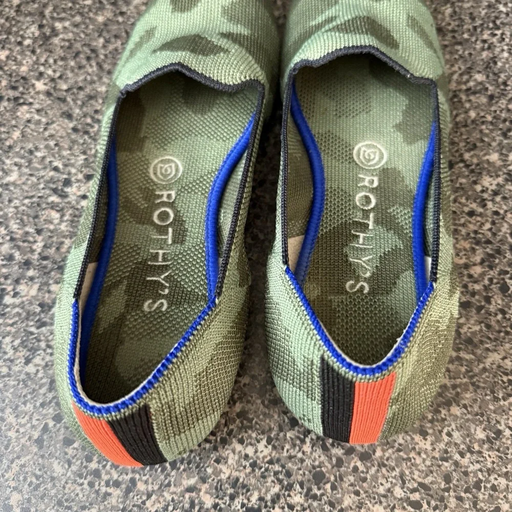 Rothy's Green‎ Camo Knit Round Toe Flats Shoes Women 7.5 Orange Black Stripe